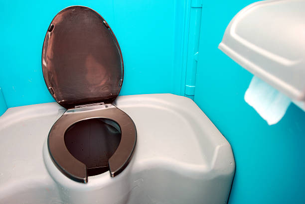 Best Portable toilet rental cost  in Rockland, ME